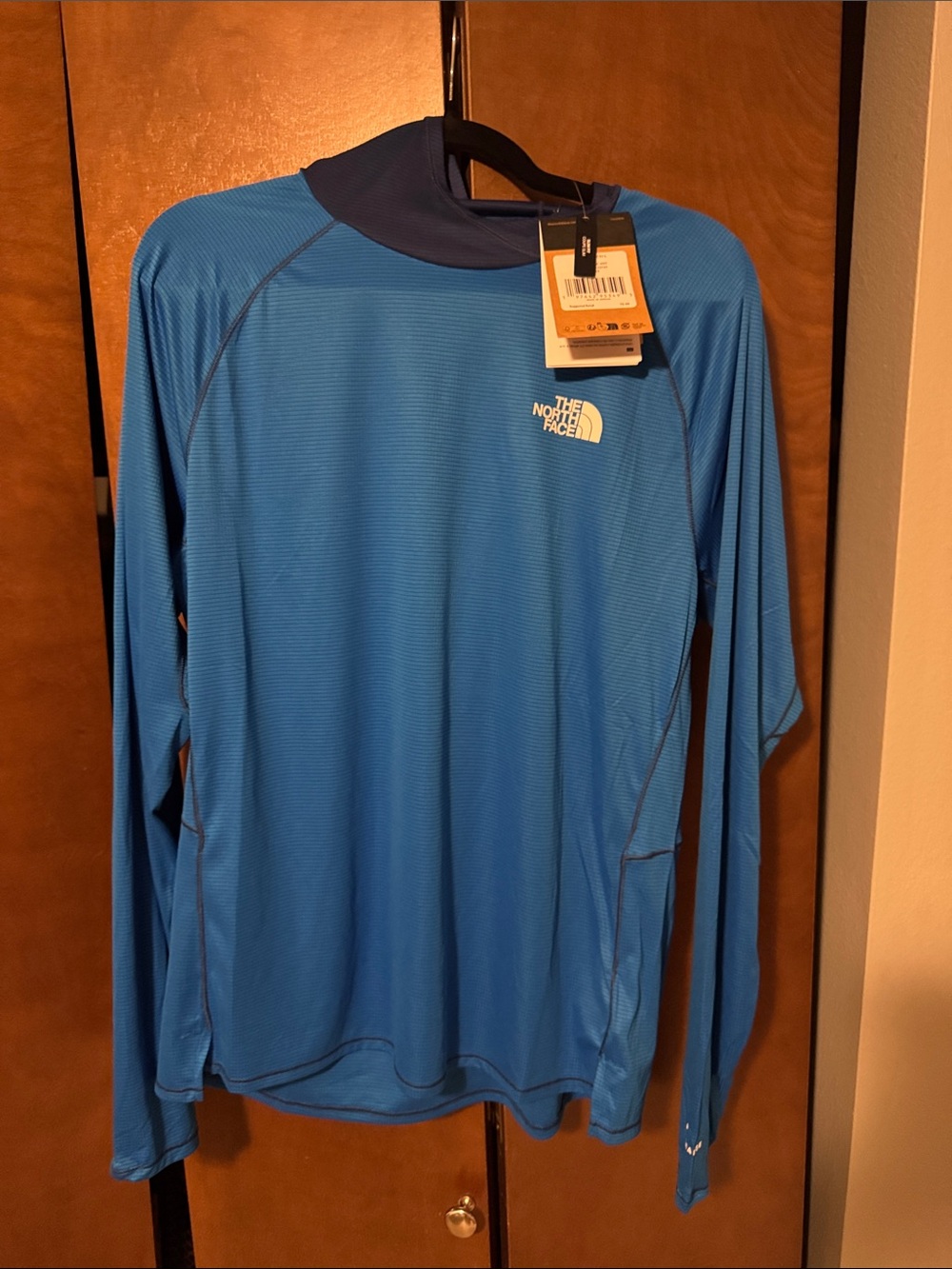 Men’s, The North Face Sunriser Long Sleeve Performance Hoody, Large, NWT